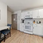 Properties By Preston I Stylish 1Bed I Pool